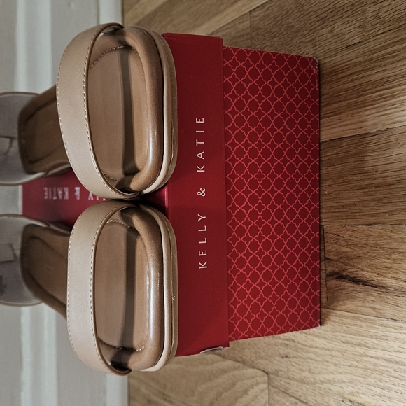 Kelly & Katie Tan Ankle Strap Sandals - Picture 4 of 8